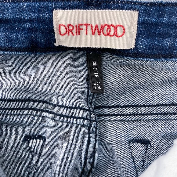 Driftwood Crop Jeans Colette (Scorpio), size 26, dark wash, floral embroidery - Picture 6 of 7